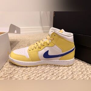 Jordan Womens Yellow and Blue High-Top Sneakers